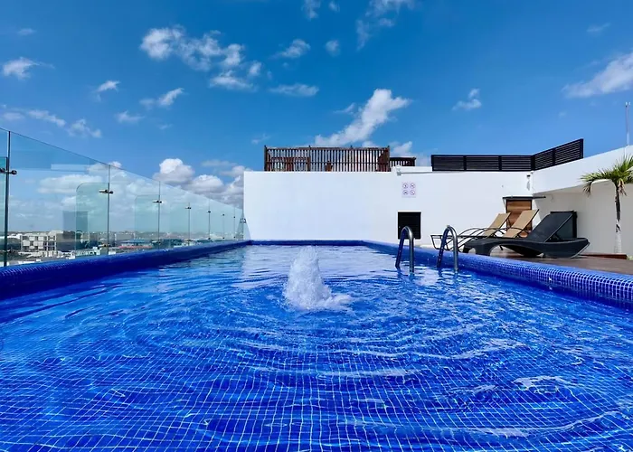 Icono 408 By Guys Playa del Carmen