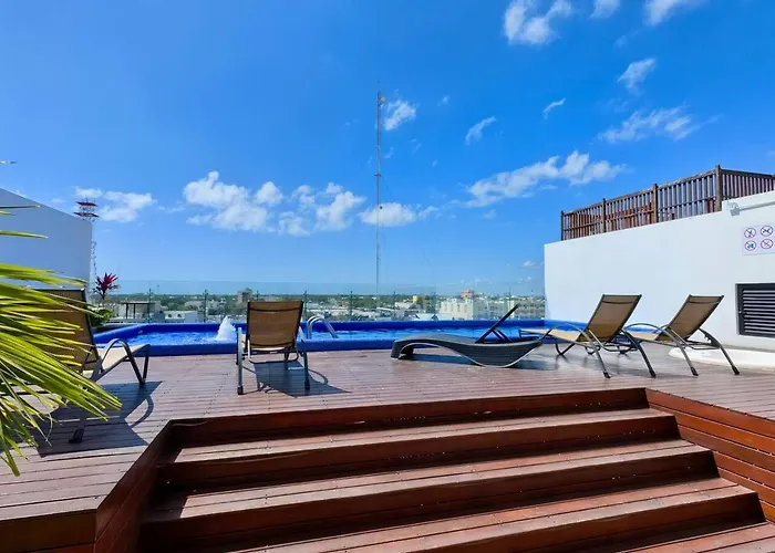 Icono 408 By Guys * Playa del Carmen